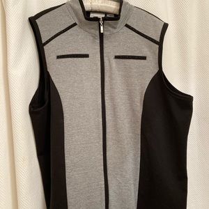 Stylish Alfred Dunner vest - casual OR dressy Versatile 20 W black & white